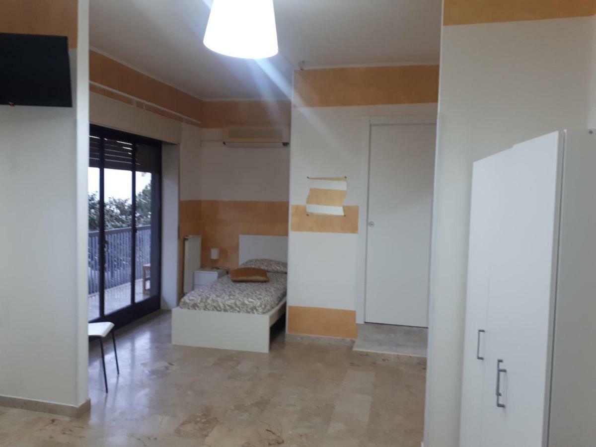 B&B Relax Messina Dış mekan fotoğraf